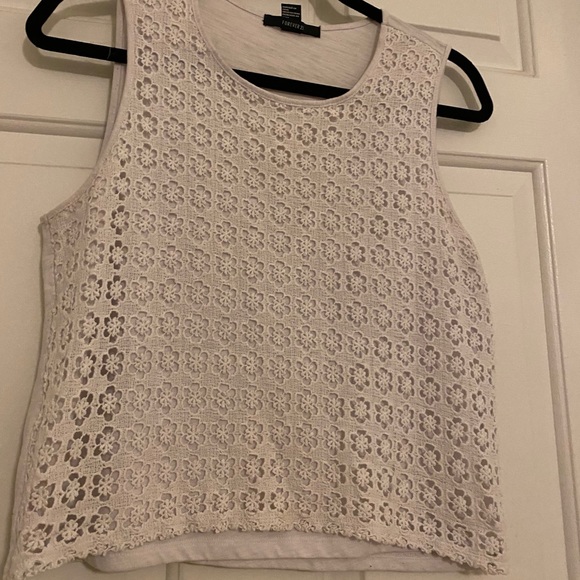 White lace top - Picture 1 of 4